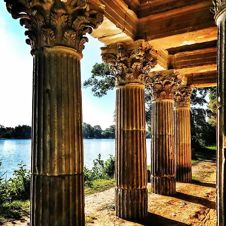 Traumhaftes Kutscherhaus Am Jungfernsee